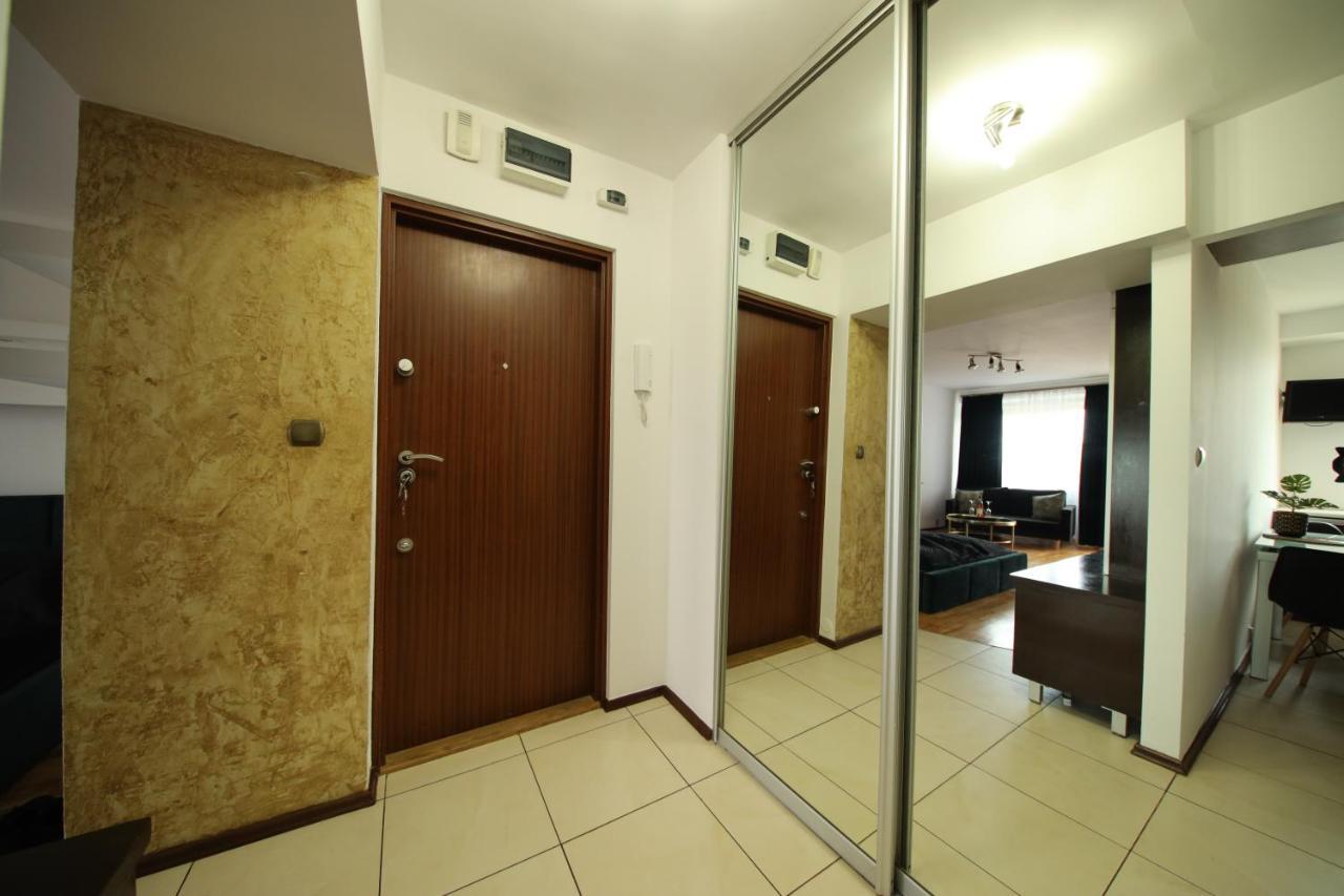 Bronco Apartments Варшава Екстер'єр фото